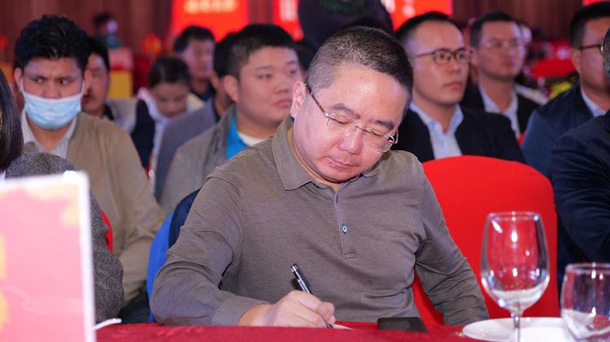 国产精品人人妻人人爽9区