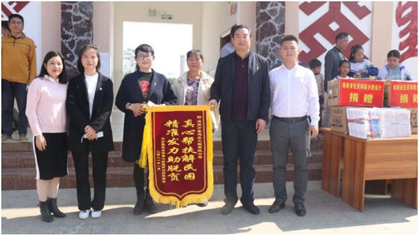 国产精品人人妻人人爽9区