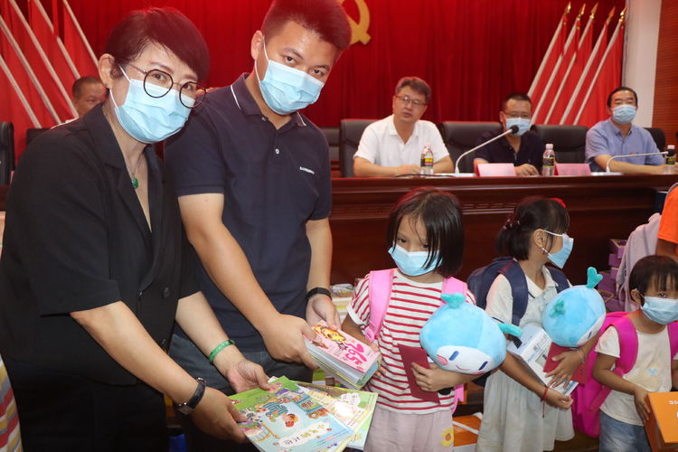 国产精品人人妻人人爽9区