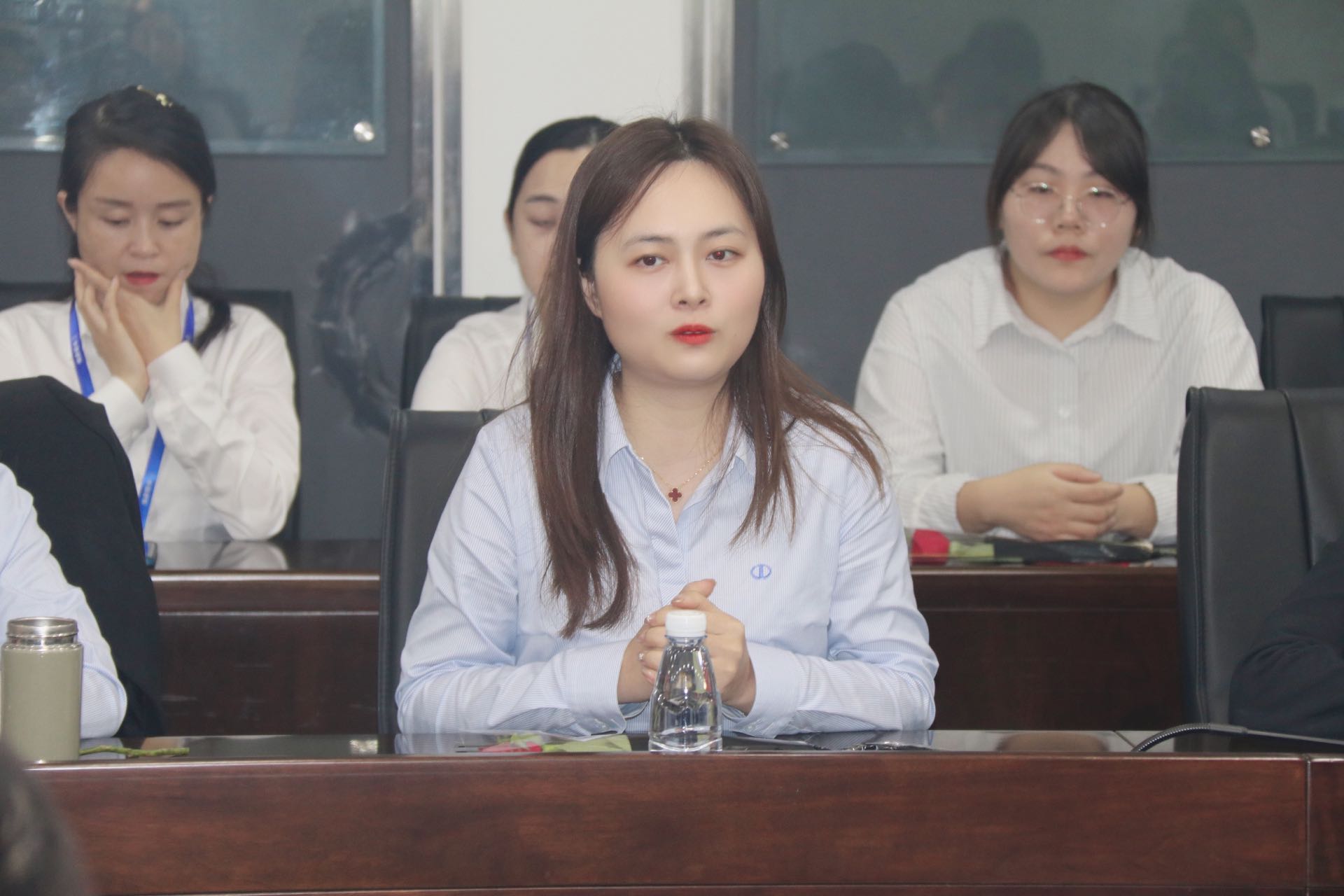 国产精品人人妻人人爽9区