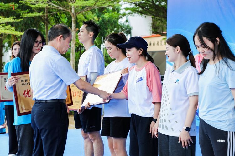 国产精品人人妻人人爽9区