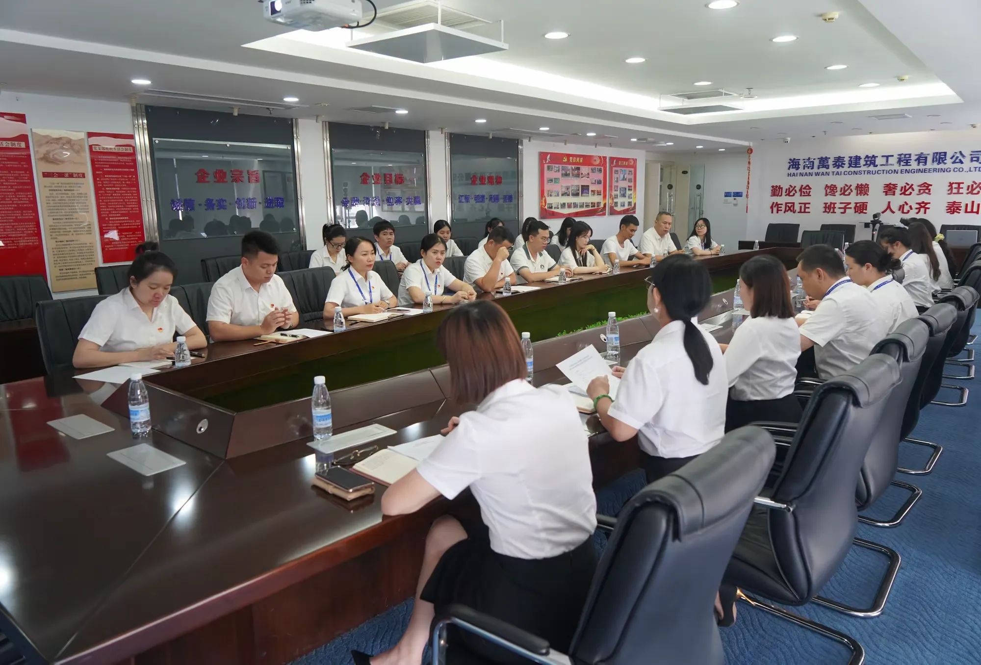 国产精品人人妻人人爽9区