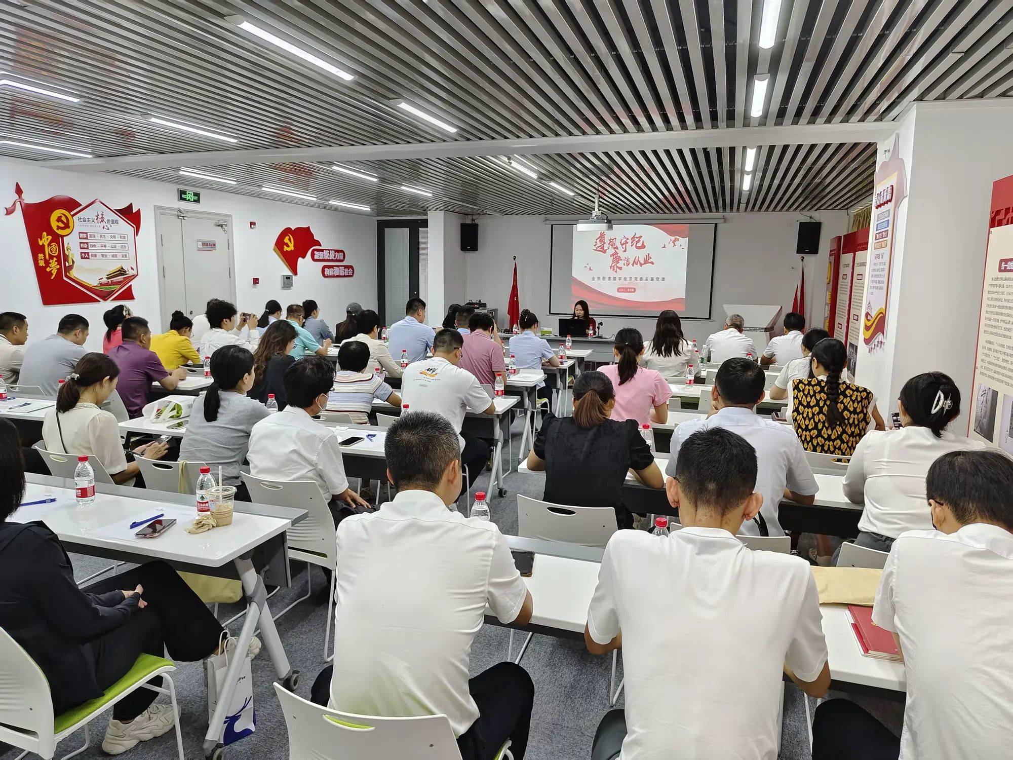 国产精品人人妻人人爽9区