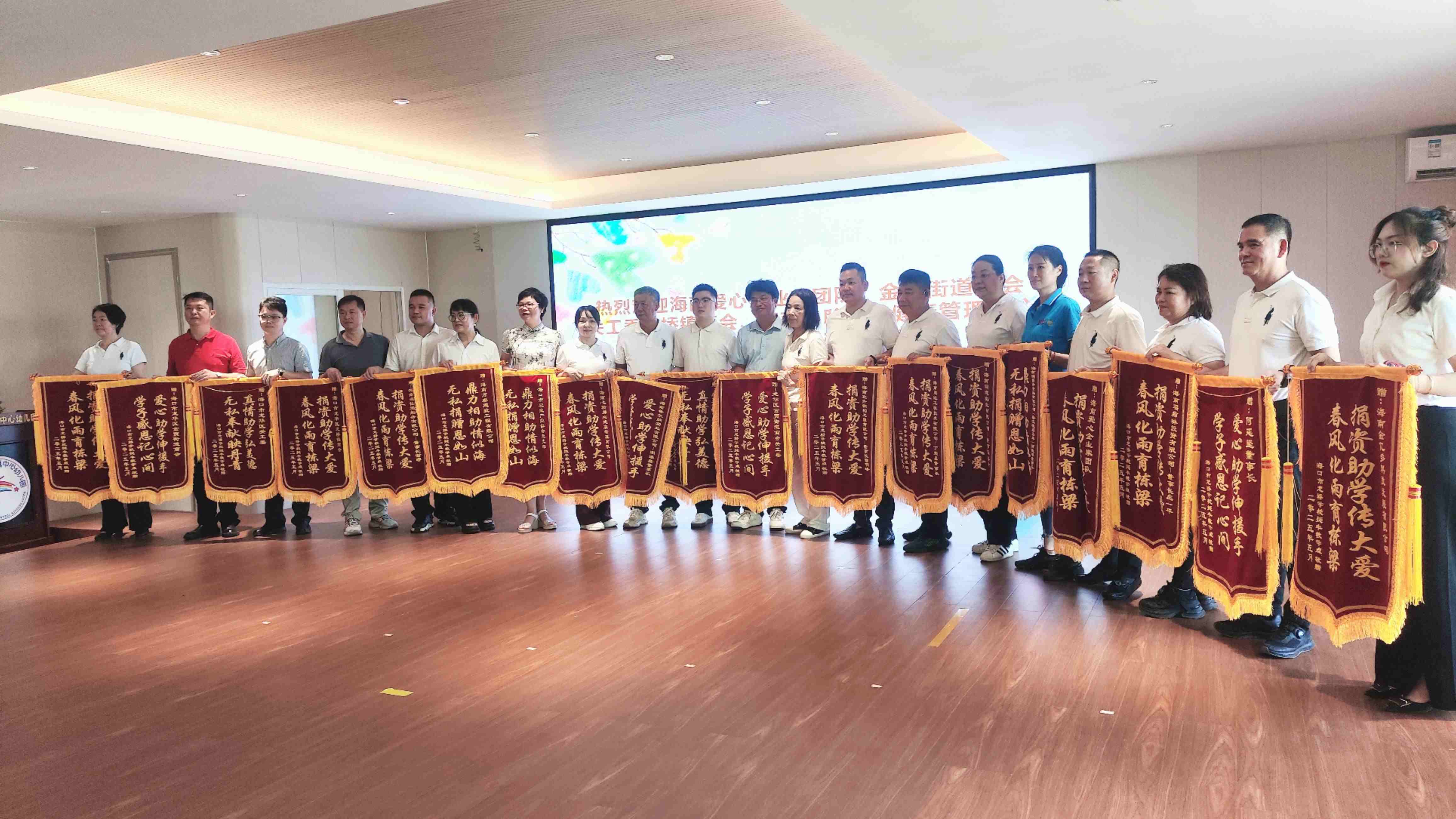 国产精品人人妻人人爽9区